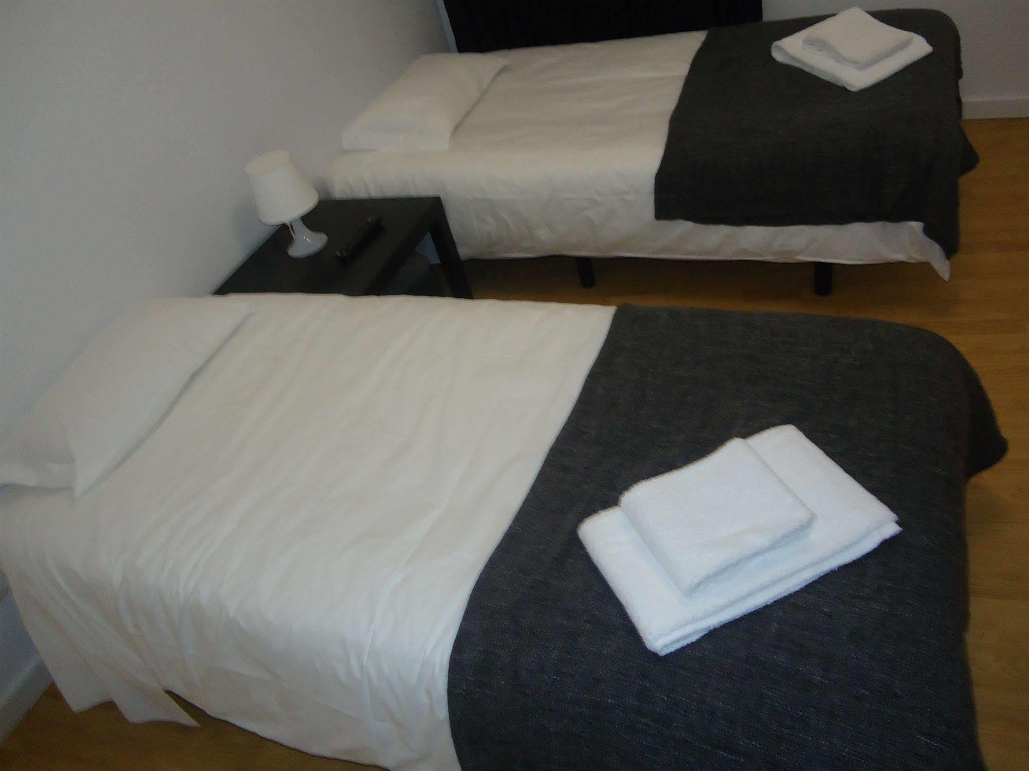 Porta 86 Hotell Cantanhede Eksteriør bilde