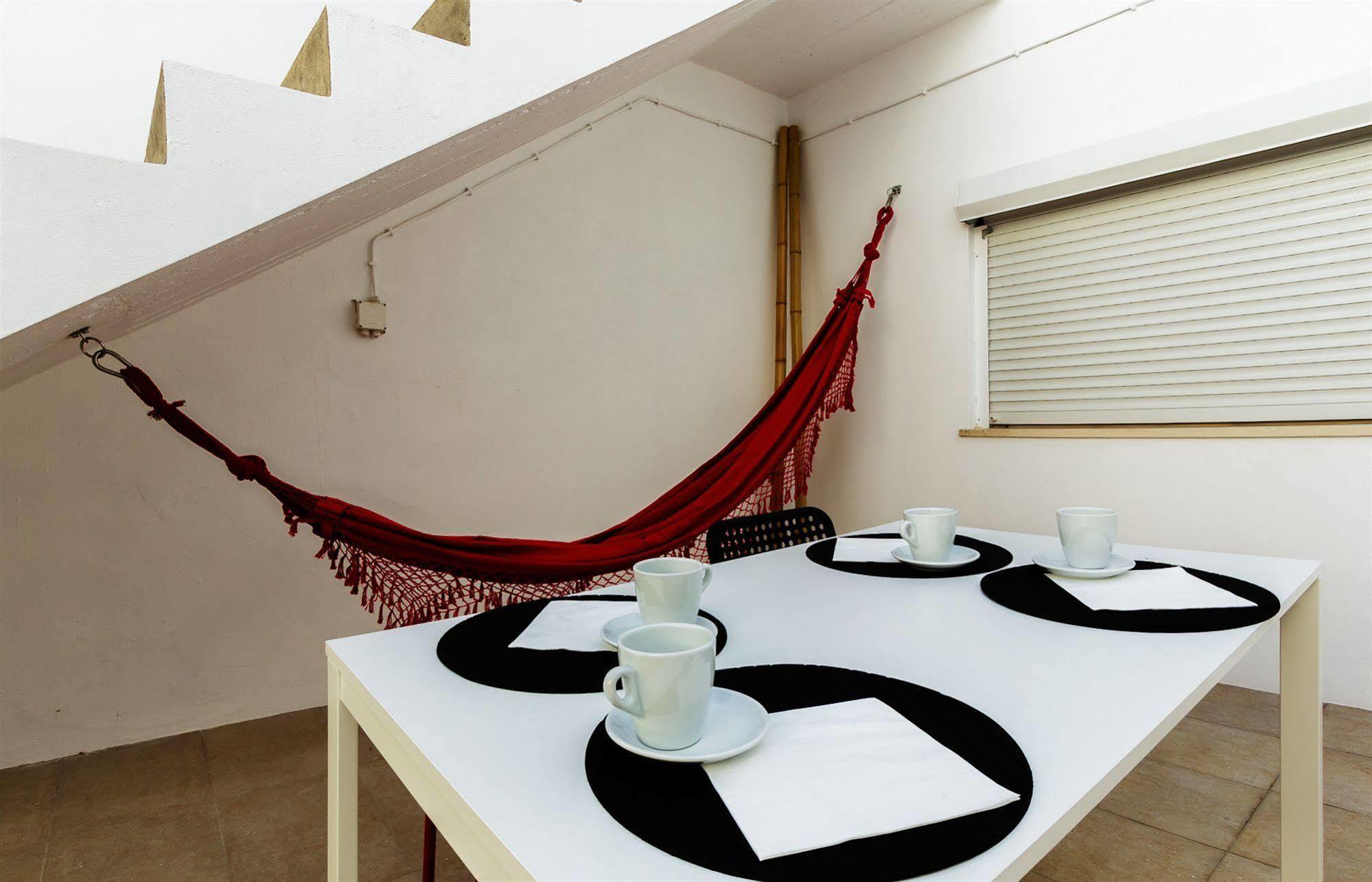 Porta 86 Hotell Cantanhede Eksteriør bilde